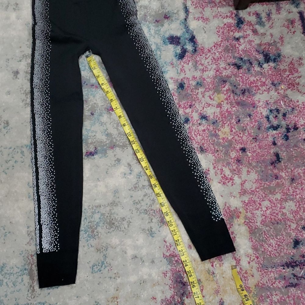 Fabletics Compression Leggings - Picture 9 of 9